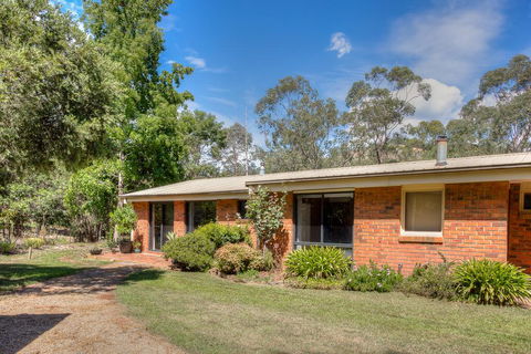 On The River, Porepunkah - Bright VIC - Grafton Accommodation 2