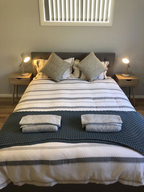One Mile Beach Hideaway - Grafton Accommodation 3