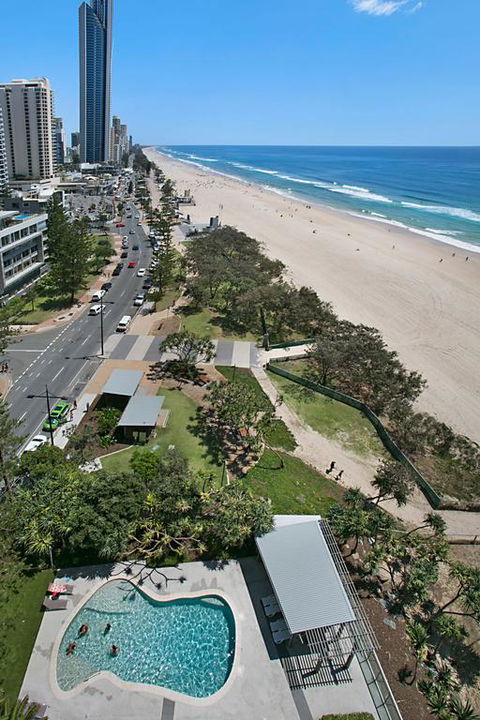 One The Esplanade - Grafton Accommodation 3