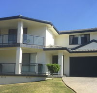 Orana Beach holiday home at Boat habour - Grafton Accommodation