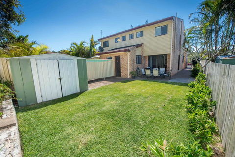 Oscar's At Little Beach - Nelson Bay - Grafton Accommodation 1