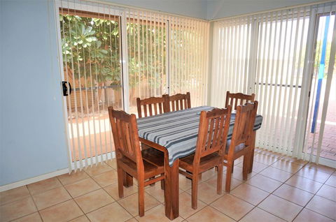 Osprey Holiday Village Unit 115 - Idyllic 3 Bedroom Holiday Villa With A Pool In The Complex - Grafton Accommodation 2