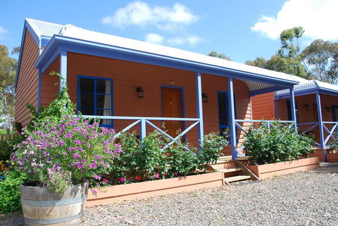 Osteria Sanso B&B - Grafton Accommodation 0