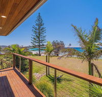 Pacifica 1 - On the beach at Brooms Head - Grafton Accommodation