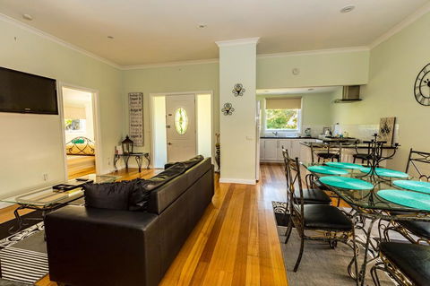Paddys Creek Retreat - Grafton Accommodation 3