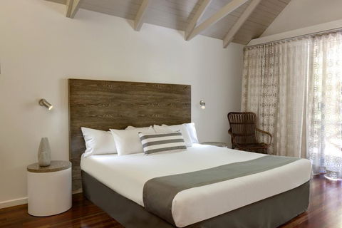 Palm Bungalows - Grafton Accommodation 2