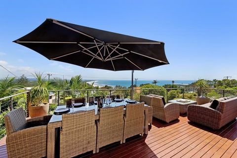 Panorama Beach House - Grafton Accommodation 1