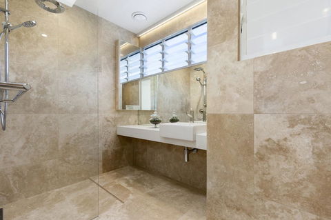 Paperbark B - Luxury Duplex Sunshine Beach - Grafton Accommodation 1