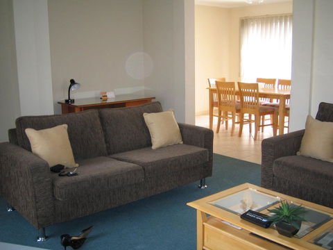 Park Avenue - Forest Hill - Grafton Accommodation 3