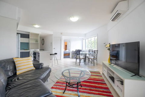 Peaceful 1 Bedroom Apartment With Parking - Grafton Accommodation 1