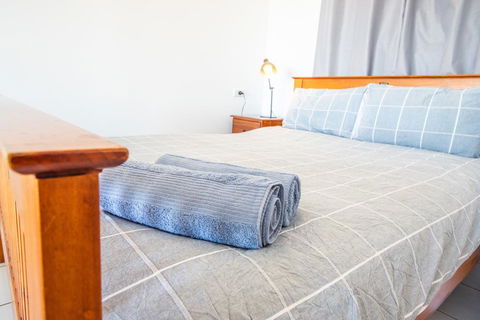 Penneshaw Beach Stay - Grafton Accommodation 2