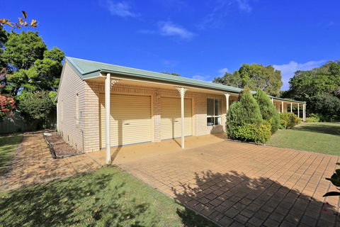 Perfect Getaway - Hervey Bay - Grafton Accommodation 1