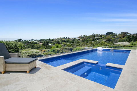 Perla Marina - Luxury Family Retreat With Heated Pool, Spa, Playground - Grafton Accommodation 1