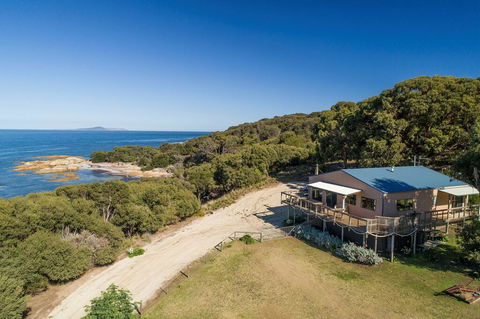 Pine Scrub Beach House - Grafton Accommodation 0