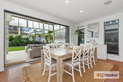 PIRIE BEACH House - Grafton Accommodation 2