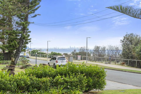 POINTVIEW LODGE, UNIT 1 - Grafton Accommodation 3
