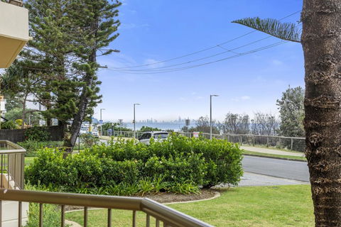 POINTVIEW LODGE, UNIT 1 - Grafton Accommodation 0