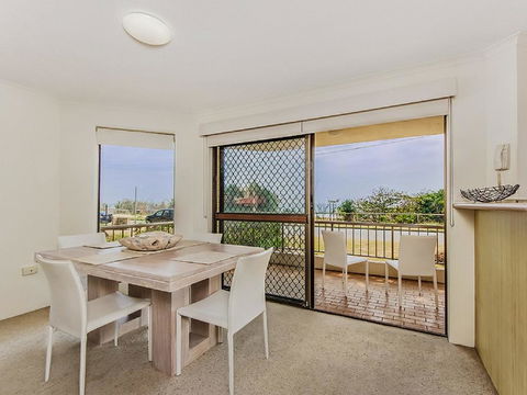 POINTVIEW LODGE, UNIT 2 - Grafton Accommodation 1