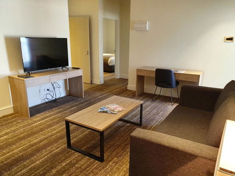 Porter's Plainland Hotel - Grafton Accommodation 1