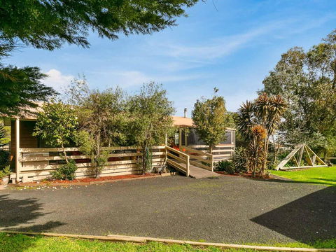 Powlett Place - Grafton Accommodation 0