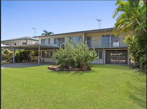 Private Abode And Handy Location With A Pool - Grafton Accommodation 0