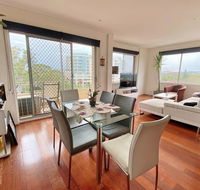 Private double room in a share apartment - Grafton Accommodation