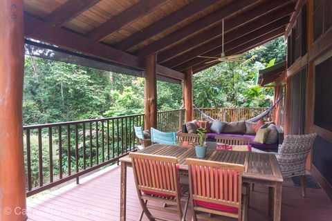 Private Rainforest Retreat With Lagoon Style Pool - Grafton Accommodation 3