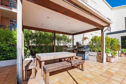 Quality Apartments Camperdown - Grafton Accommodation 3