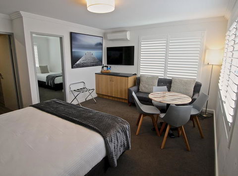 Quays Hotel - Grafton Accommodation 2