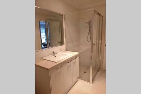 Quiet Apartment Walking Distance To Restaurants - Grafton Accommodation 2