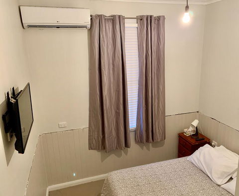 Railway Heritage Home - Grafton Accommodation 0