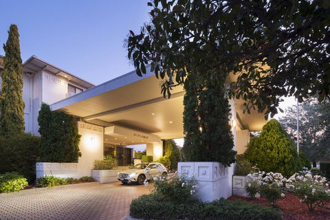 Ramada Diplomat Canberra - Grafton Accommodation 0