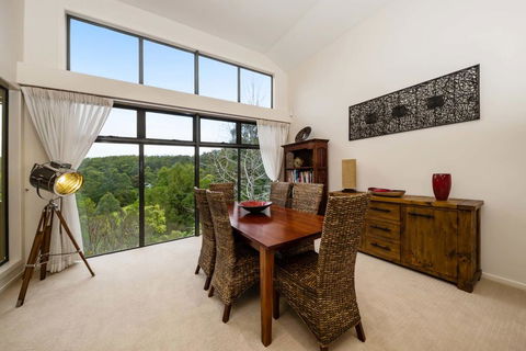 Ravensbourne Escape - Silverwood Lodge - Grafton Accommodation 1