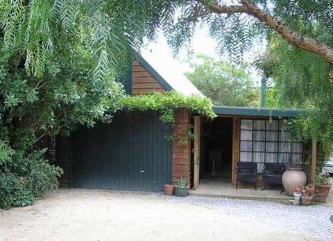 Red Brier Cottage Accommodation - Grafton Accommodation 0