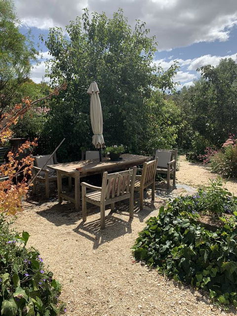 Red Hill Cottage - Grafton Accommodation 3