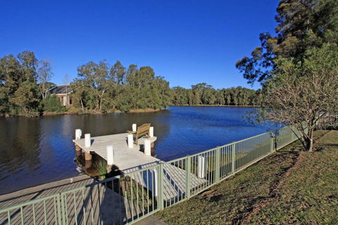Relax And Enjoy The River - Grafton Accommodation 0