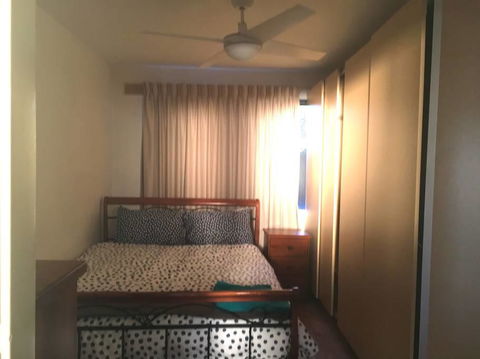 Relax Where The River Meets The Ocean - Grafton Accommodation 3