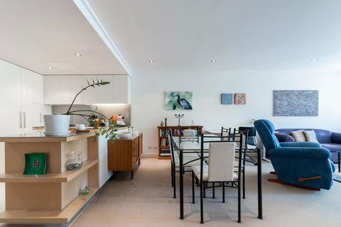 Relaxed Apartment In Camperdown - Grafton Accommodation 3