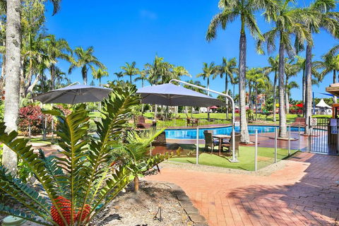 Resort Style - The Oasis Resort Villa 7, 2 Landsborough Pde - Grafton Accommodation 1