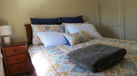 RETRO FUNNY FARM - Grafton Accommodation 1