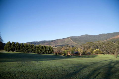 Ridge Line Riders Luxury Retreat - Grafton Accommodation 0