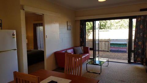 Rise N' Shine - Min Stay 4 Nights - Grafton Accommodation 1