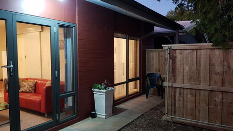 Rise N' Shine - Min Stay 4 Nights - Grafton Accommodation 0
