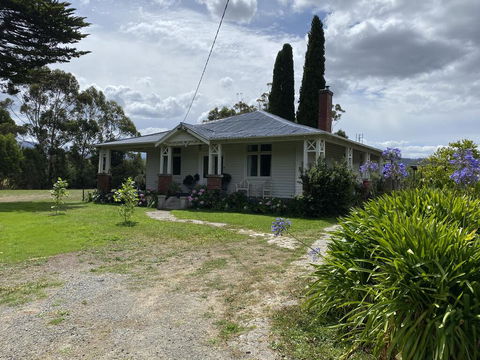 River Front Estate - Grafton Accommodation 0