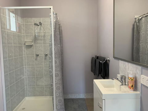 Riverside Haven - Grafton Accommodation 3