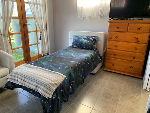Riverside Haven - Grafton Accommodation 2