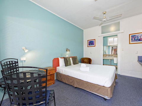Riviera Motel Bundaberg - Grafton Accommodation 2