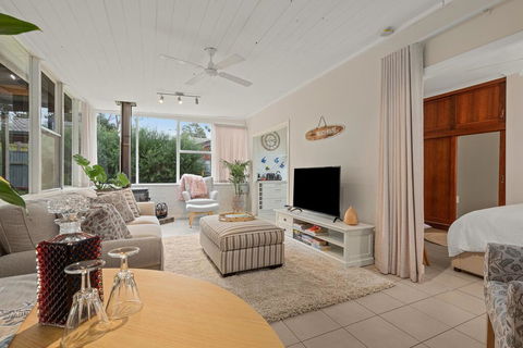 Romley Retreat - Aldinga Beach - Grafton Accommodation 0