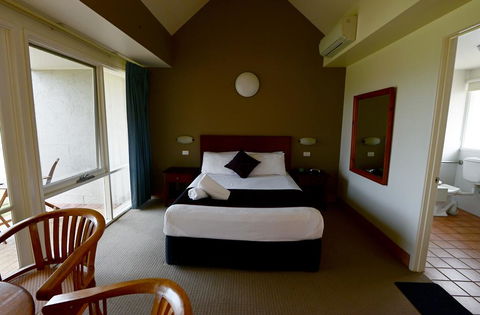 Rothbury Escape - Grafton Accommodation 2