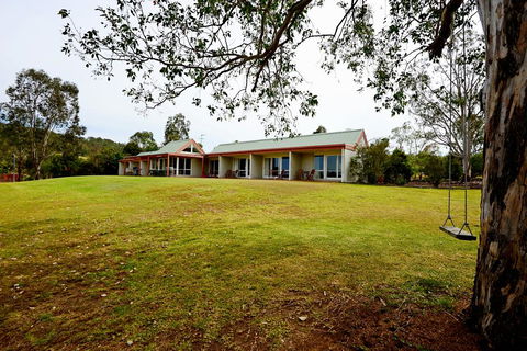 Rothbury Escape - Grafton Accommodation 0